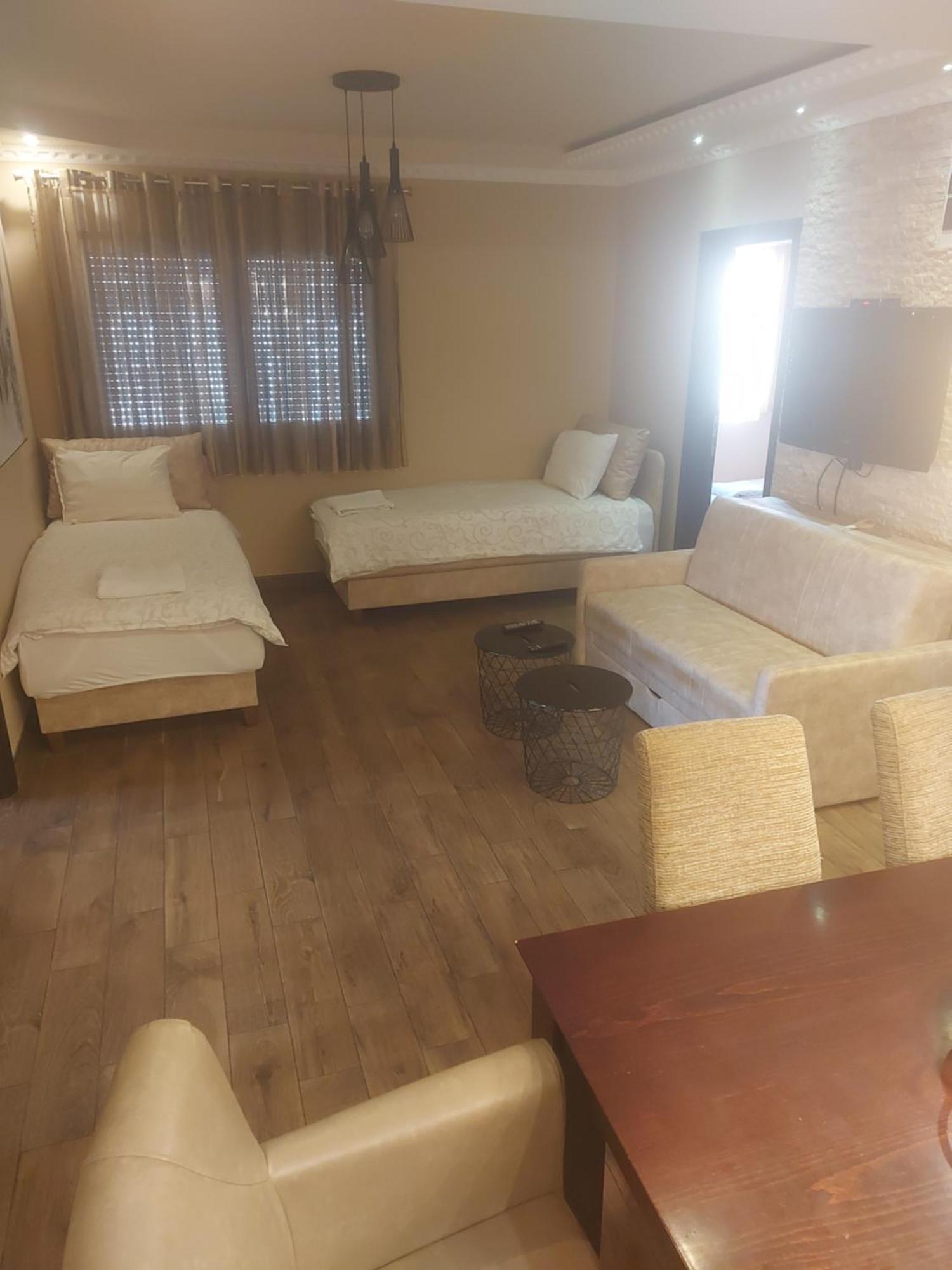 Exclusive Apartment *